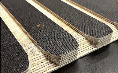 Työstö- ja  sahauspalvelut